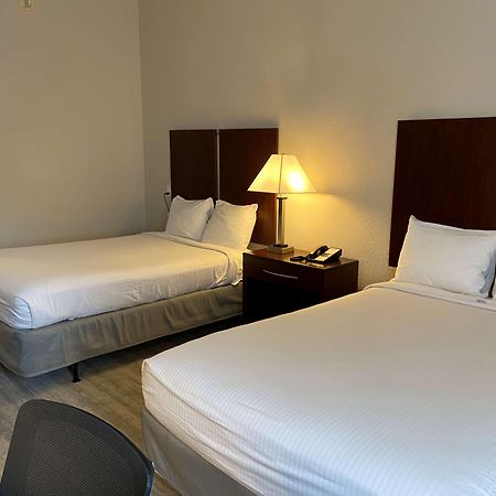 Best Western Tampa Exterior photo