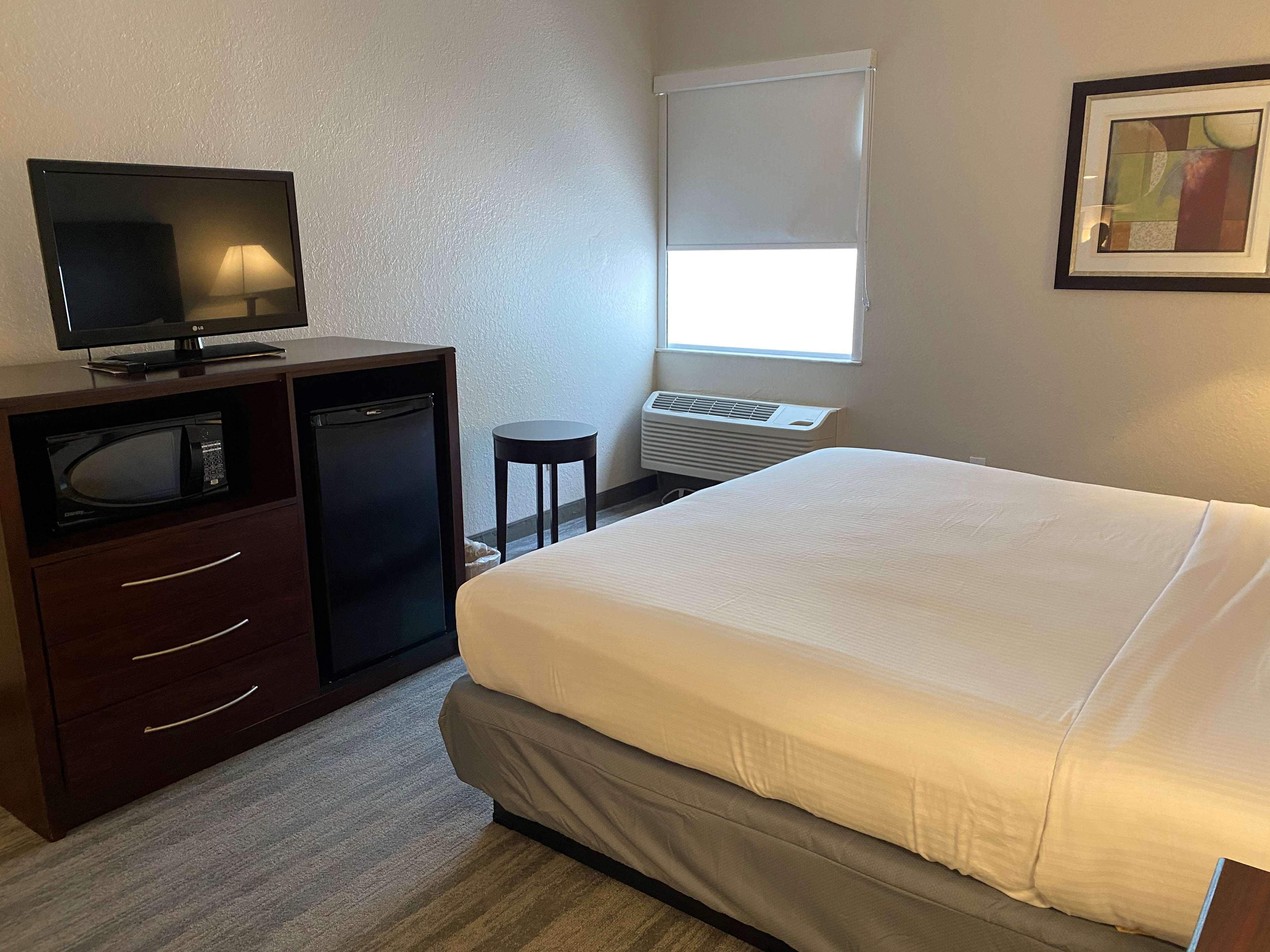 Best Western Tampa Exterior photo