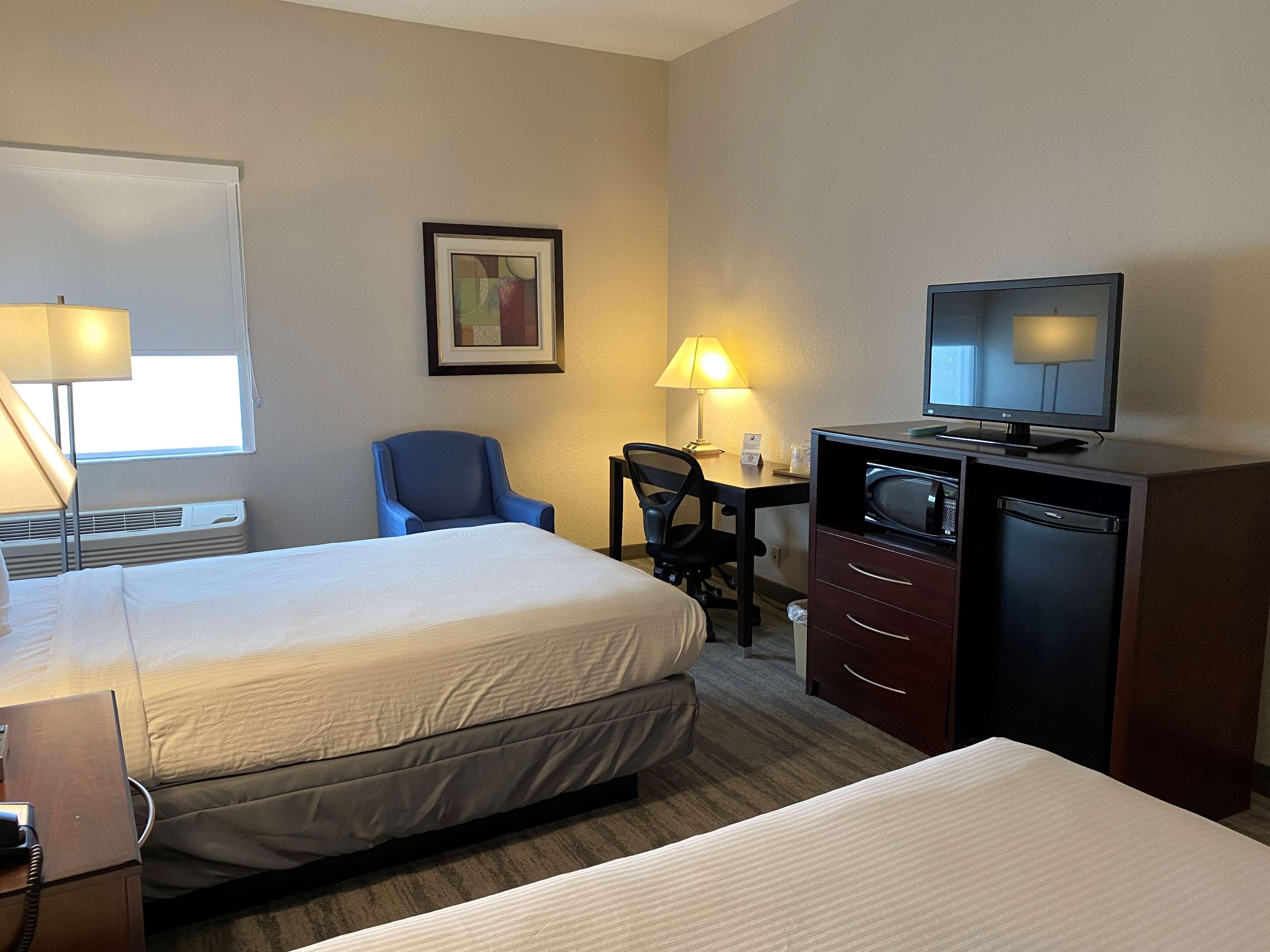 Best Western Tampa Exterior photo