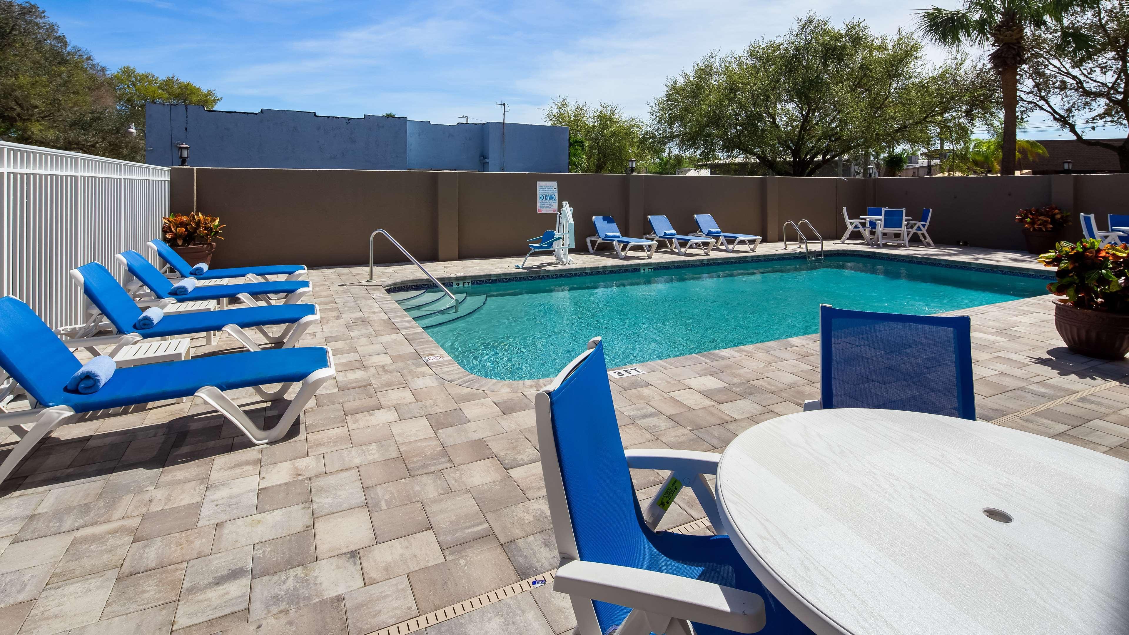 Best Western Tampa Exterior photo