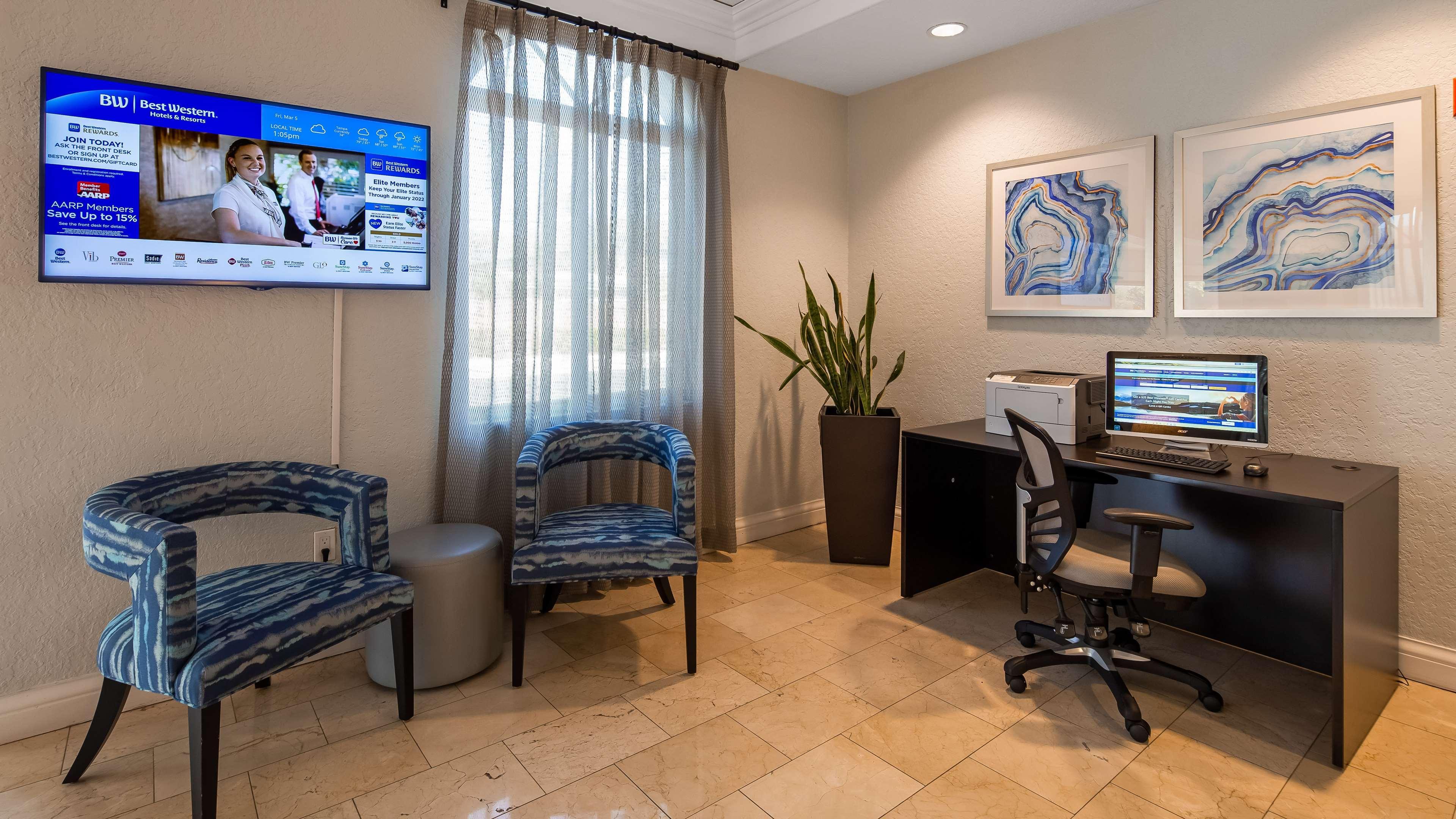 Best Western Tampa Exterior photo