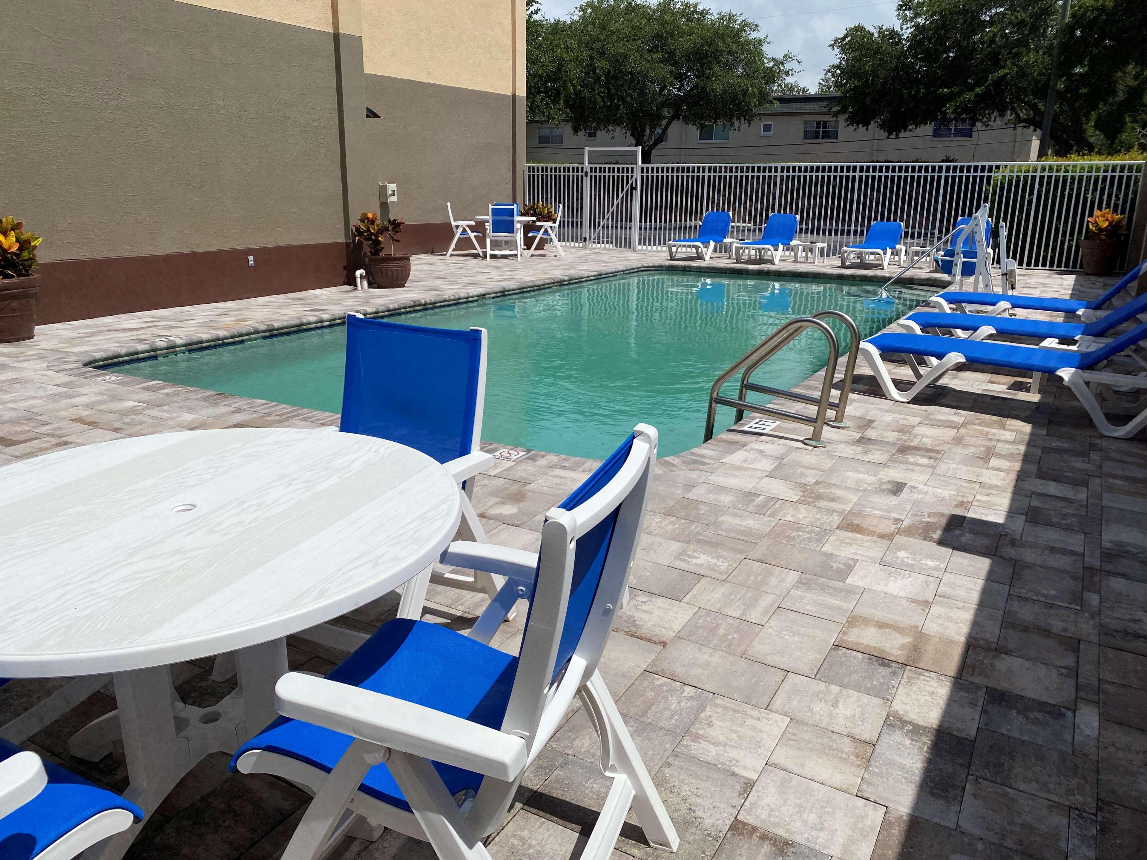 Best Western Tampa Exterior photo