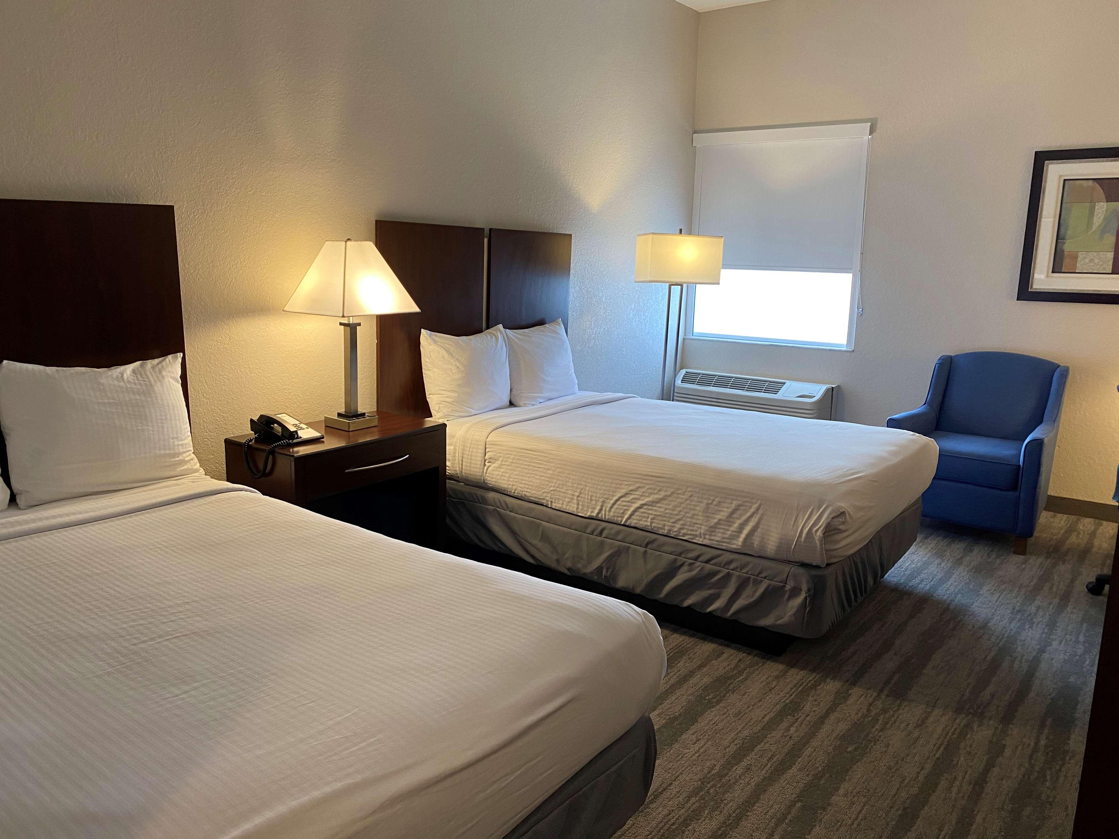 Best Western Tampa Exterior photo