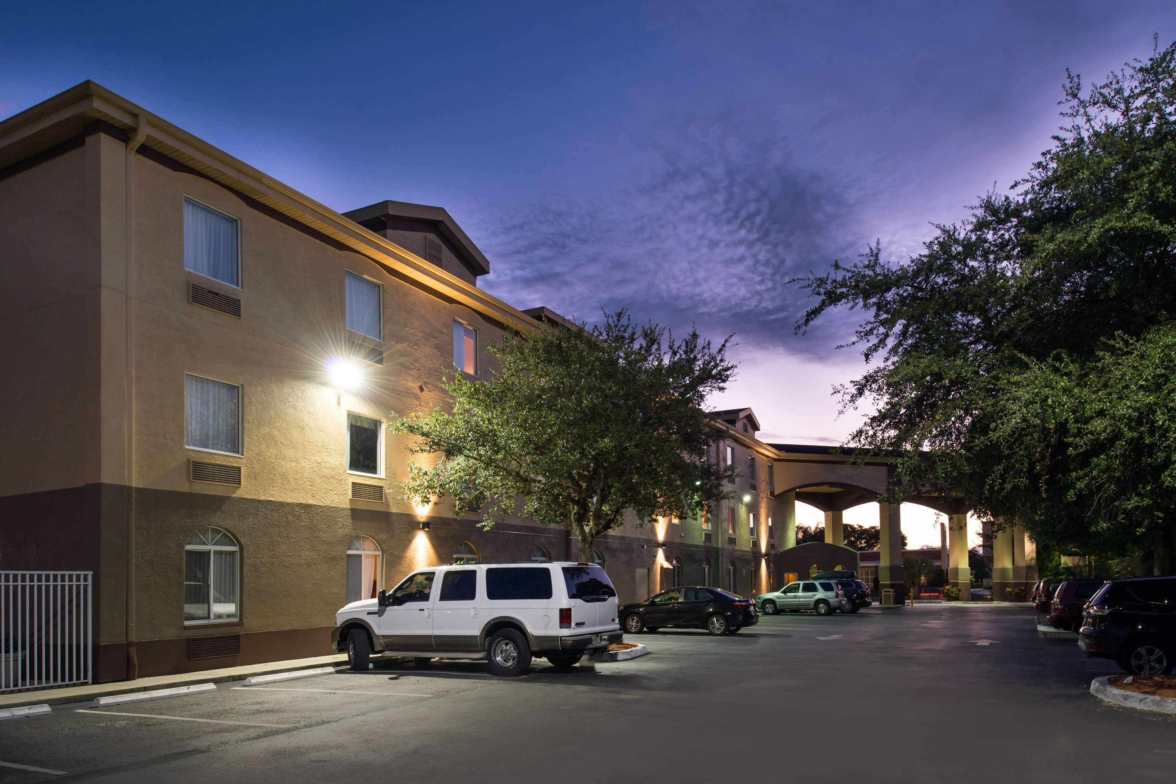 Best Western Tampa Exterior photo